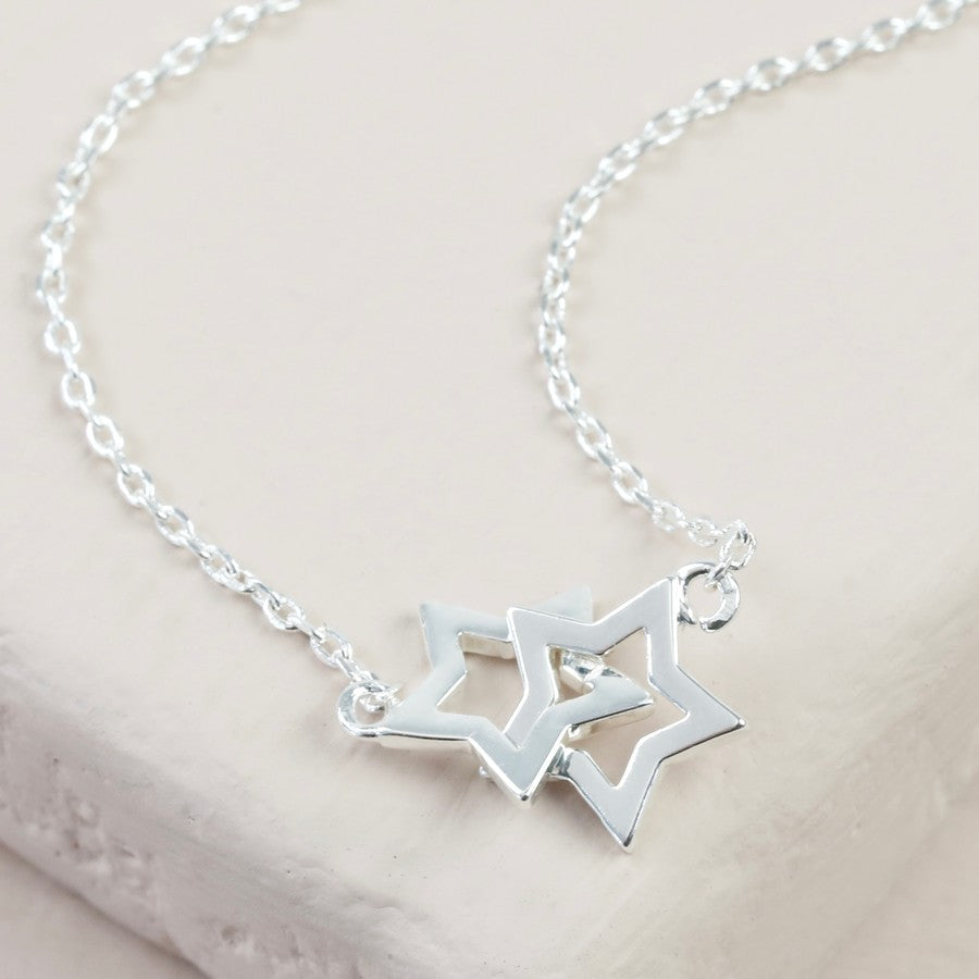 DOUBLE OUTLINE STAR SHORT NECKLACE IN SILVER