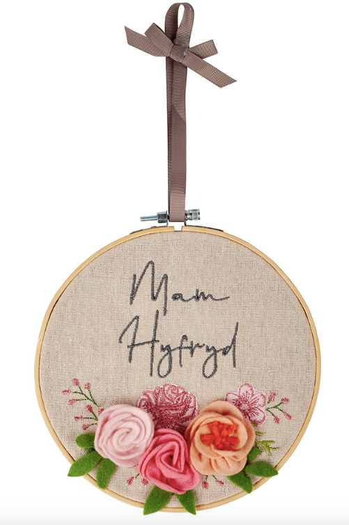 Embroidered Welsh 'Mam' Hoop Decoration.