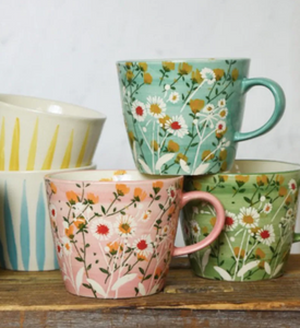 Gisela Graham Pink wild daisy ceramic mug